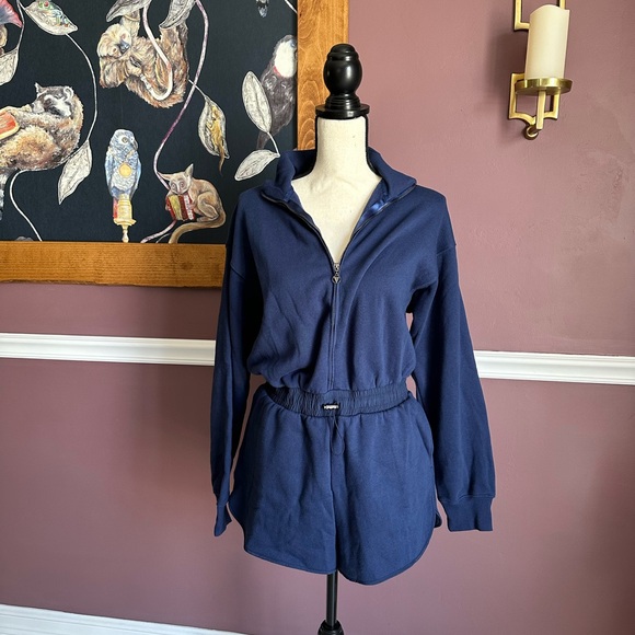 Victoria’s Secret On Point Navy Blue Fleece and Cotton Romper NWT Size Medium - Picture 1 of 9